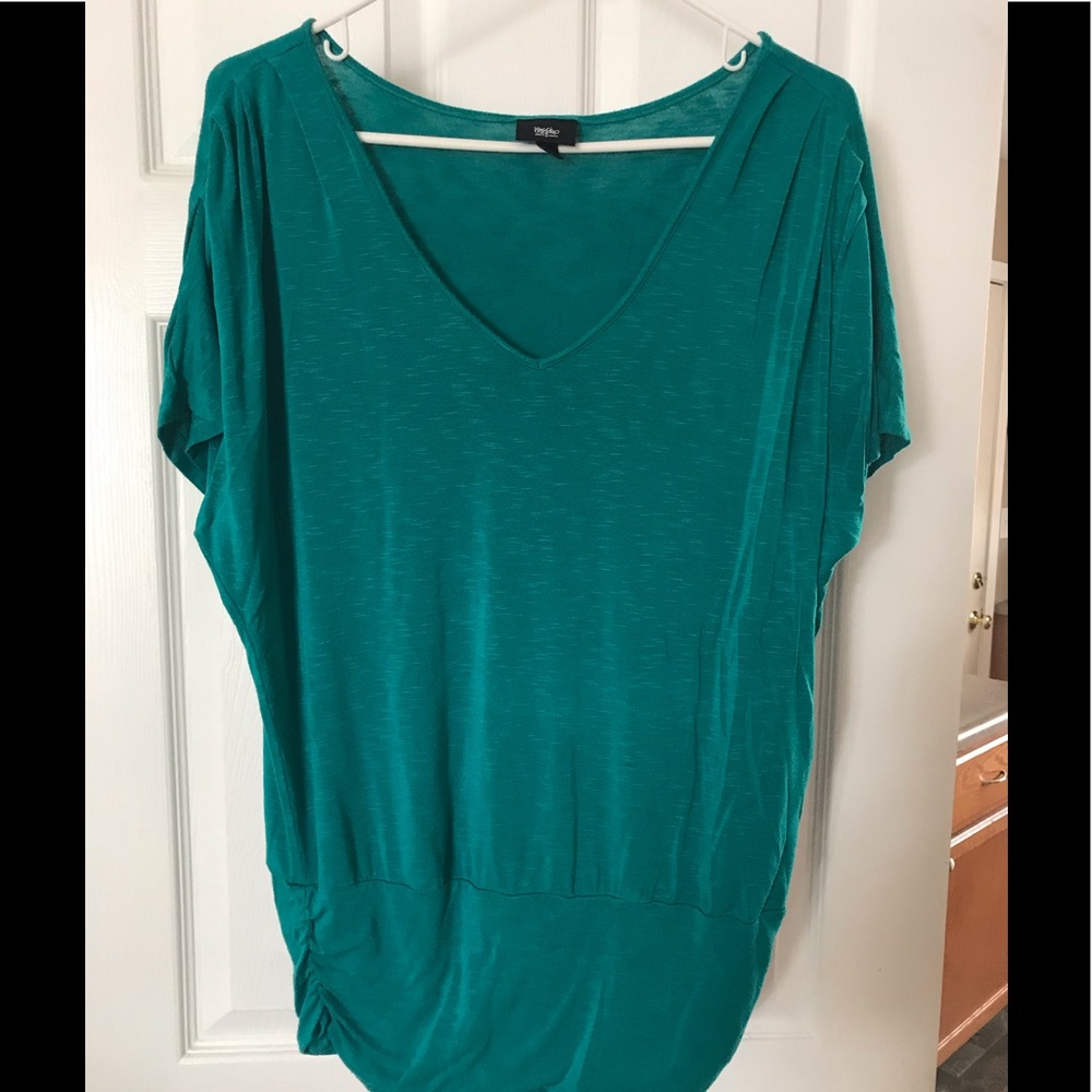 Teal top
